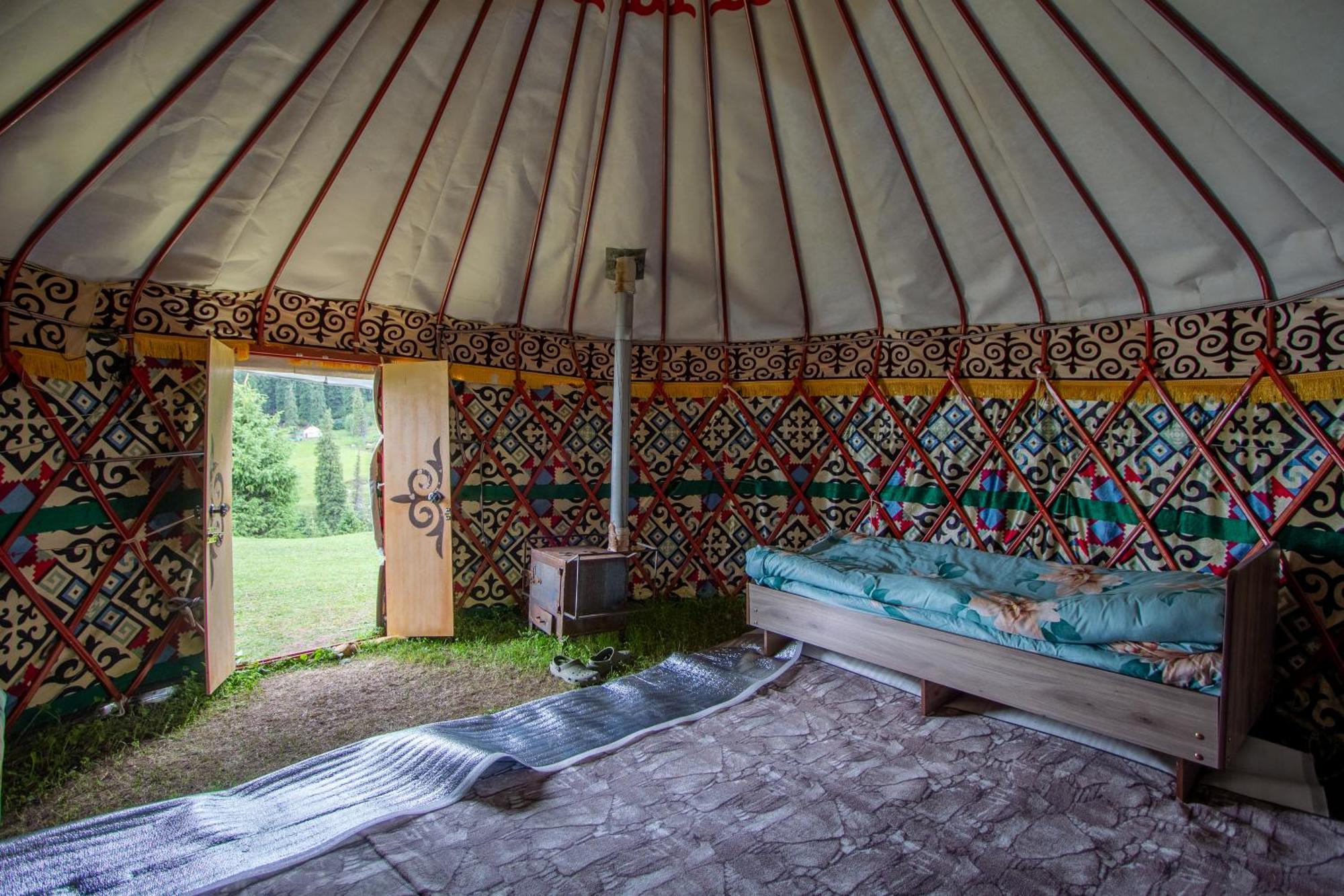 Teploklyuchenka Eco Yurt Camp Arashan酒店 外观 照片