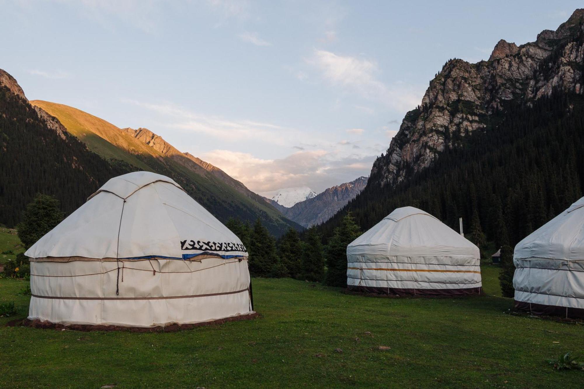 Teploklyuchenka Eco Yurt Camp Arashan酒店 外观 照片